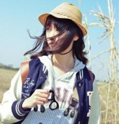女性月经推迟几天才算正常